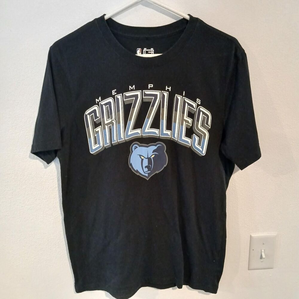 NBA Memphis Grizzlies Navy Blue T-Shirt Size Medium